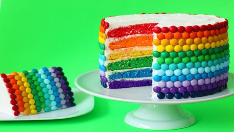 3 ярких и необычных торта с сюрпризом. Автор фото: 